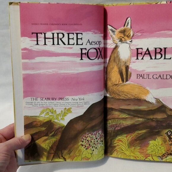 BOOK -- VTG "Three Aesop Fox Fables" Hardback Beautiful - Picture 6 of 16